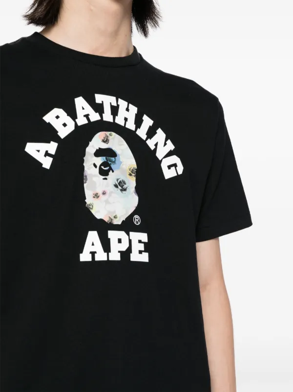 A BATHING APE® logo-print sale T-shirt BAPE