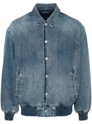 Levi's