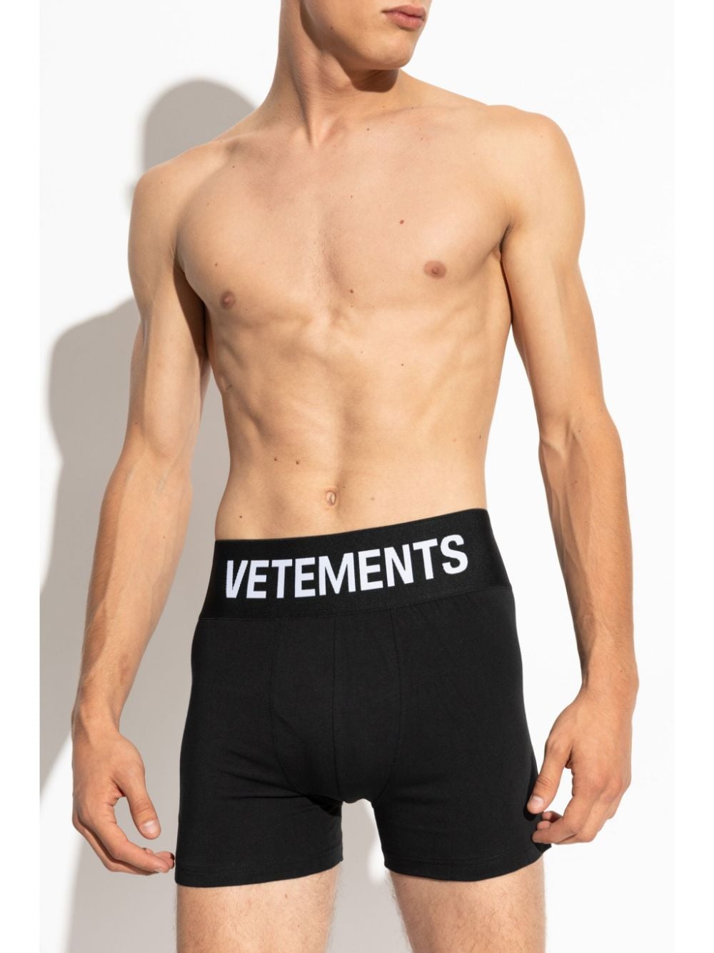 VETEMENTS logo-waistband briefs - Zwart