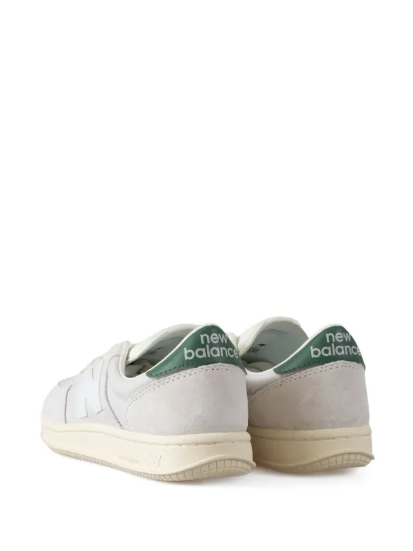 New Balance T500 スニーカー | ニュートラル | FARFETCH JP