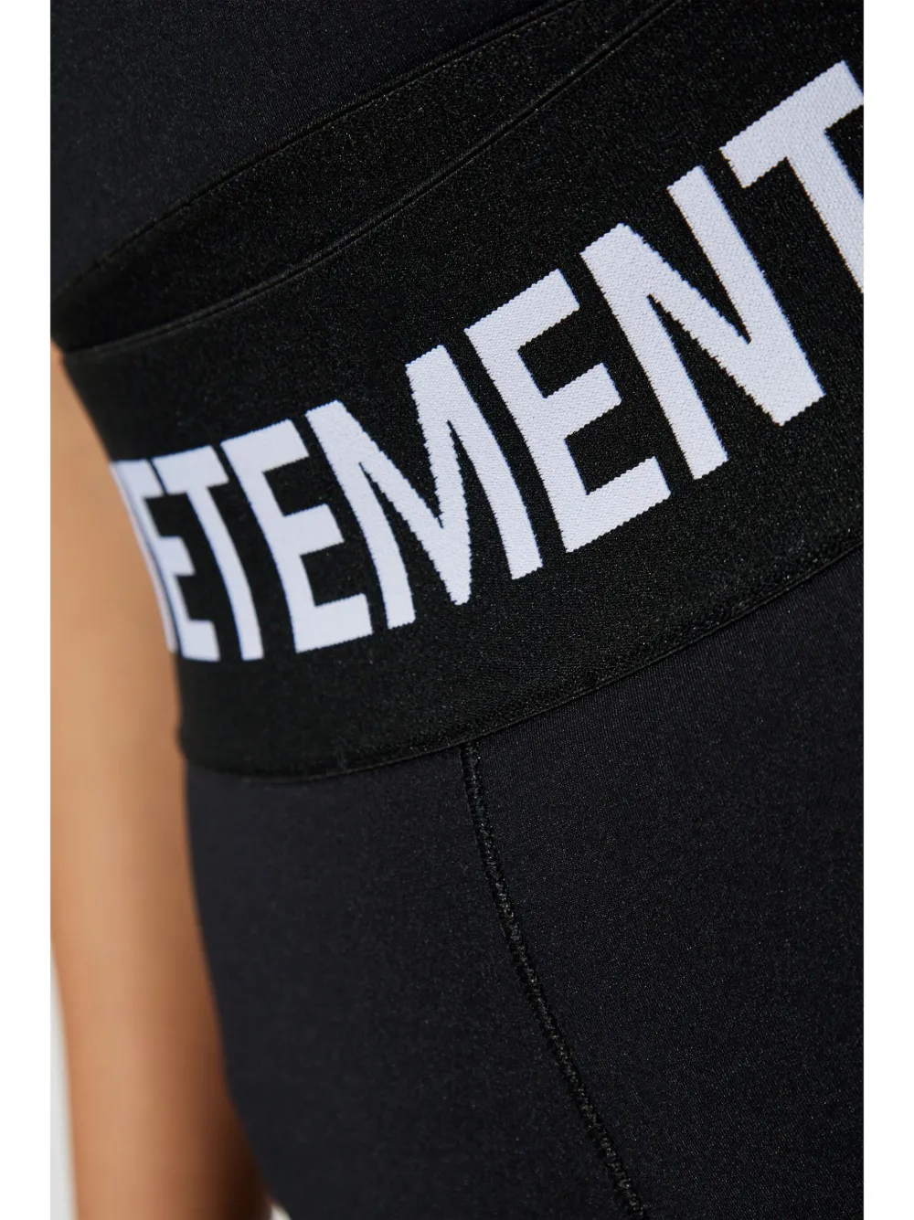 VETEMENTS Shorts met logoband Zwart