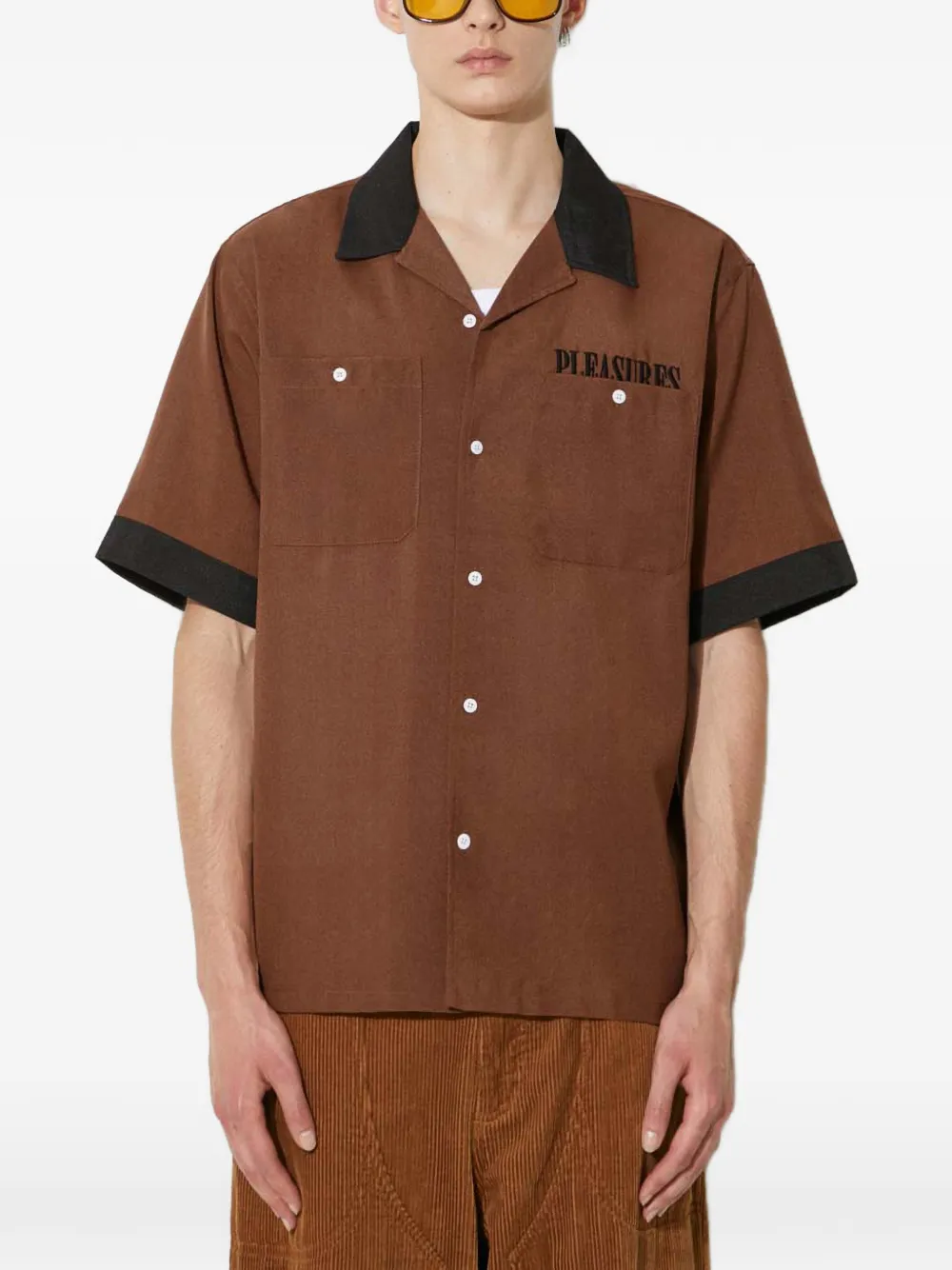 Pleasures contrast-trim logo-detail shirt - Marrone