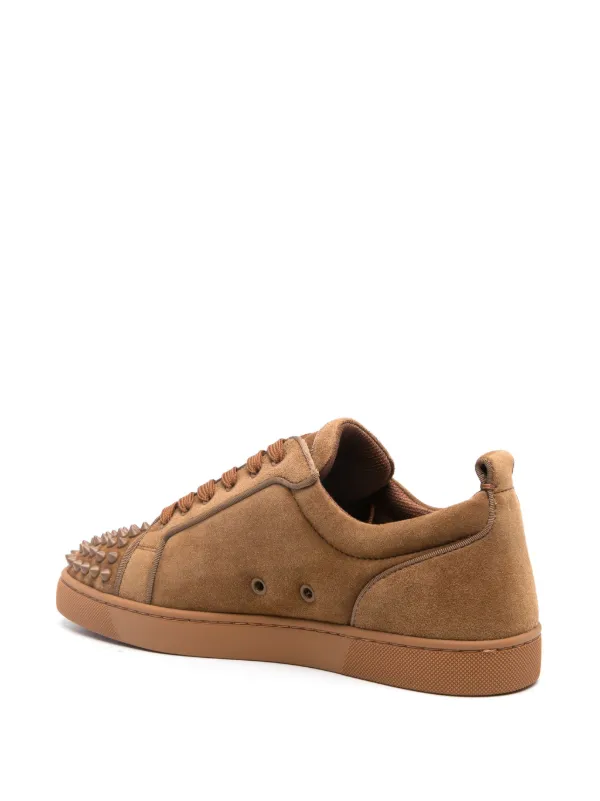 【Christian Louboutin】Louis Junior Spikesスエードスニーカー Louis Junior Spikes ブラック ヴーベロア（スエード） - Shoes