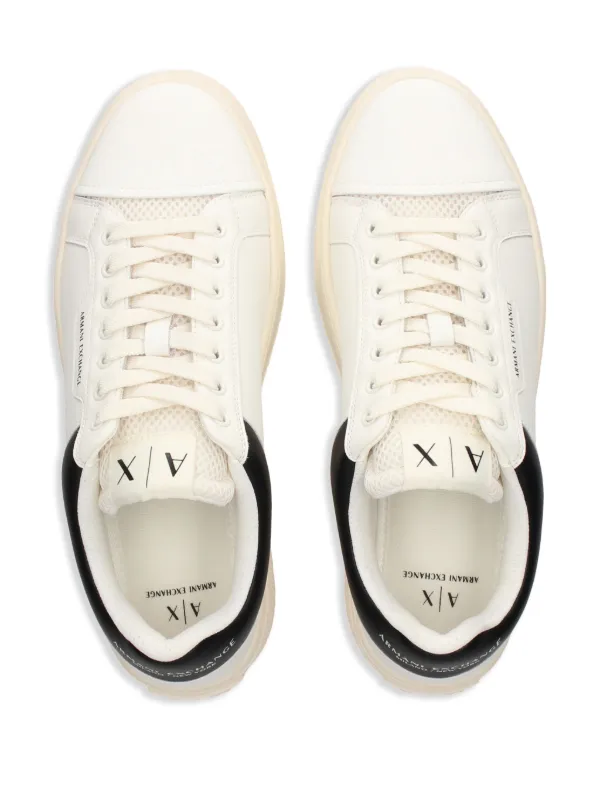 てんとう虫専用【美品】ARMANI COLLEZIONI ホワイトレザー Armani Exchange logo-print Leather Sneakers | White