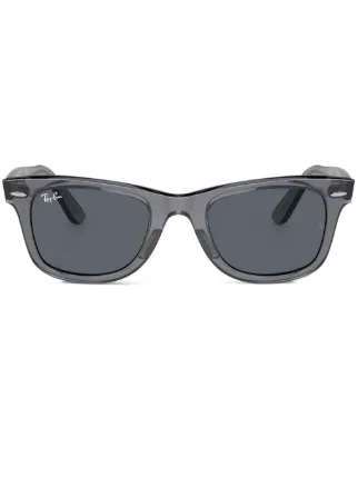 Ray-Ban