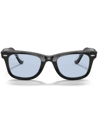 Ray-Ban