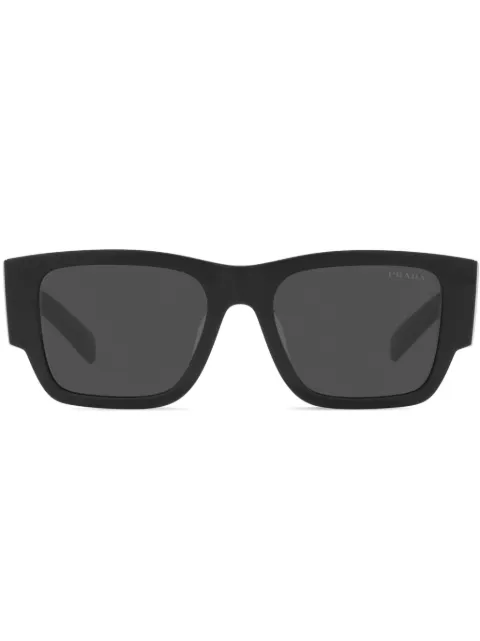 Prada Eyewear نظارة شمس بإطار مربع ومثلث شعار الماركة