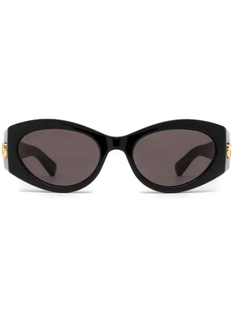 Gucci Eyewear نظارة شمس بإطار عين القطة