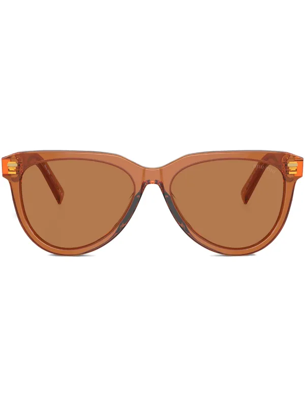 miu miu ブラウン サングラス Miu Miu Eyewear ロゴ サングラス | ブラウン | FARFETCH JP