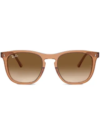 Ray-Ban
