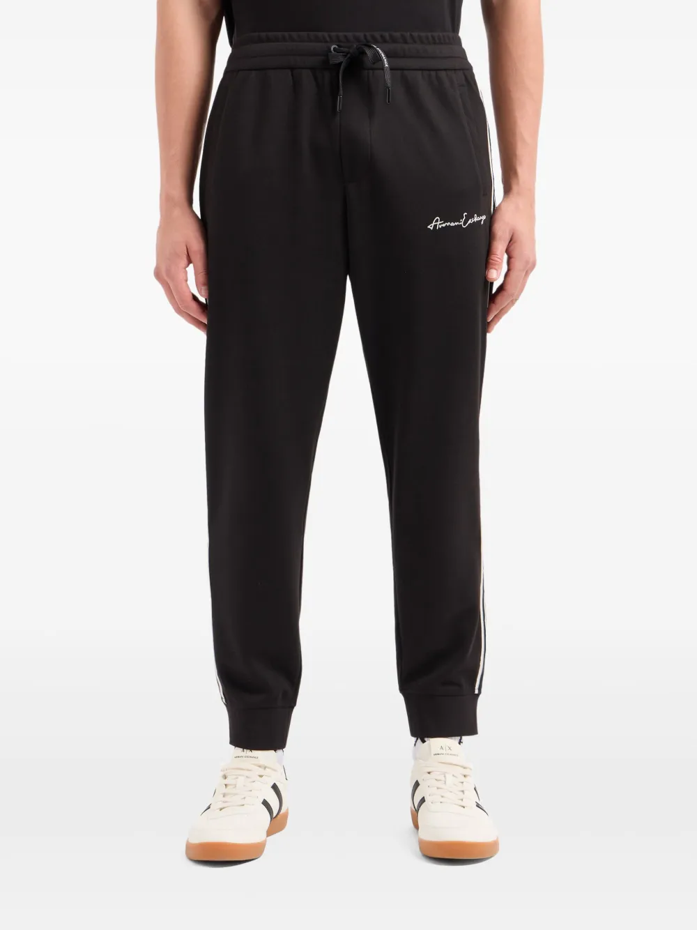 Armani Exchange Trainingsbroek met geborduurd logo - Zwart