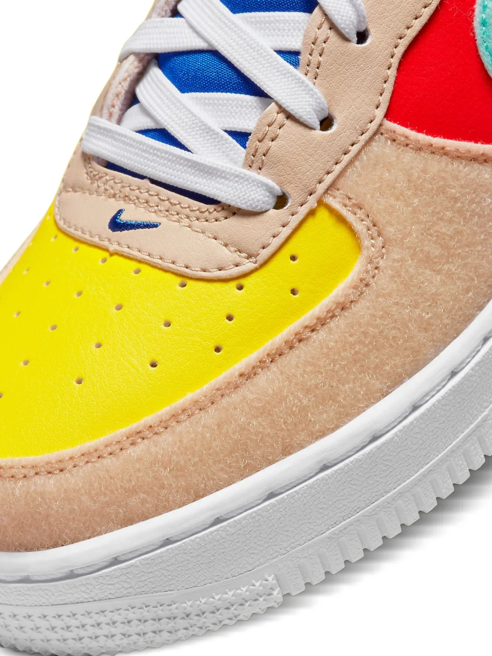 Air Force 1 "Sanddrift/Emerald Rise" Sneakers