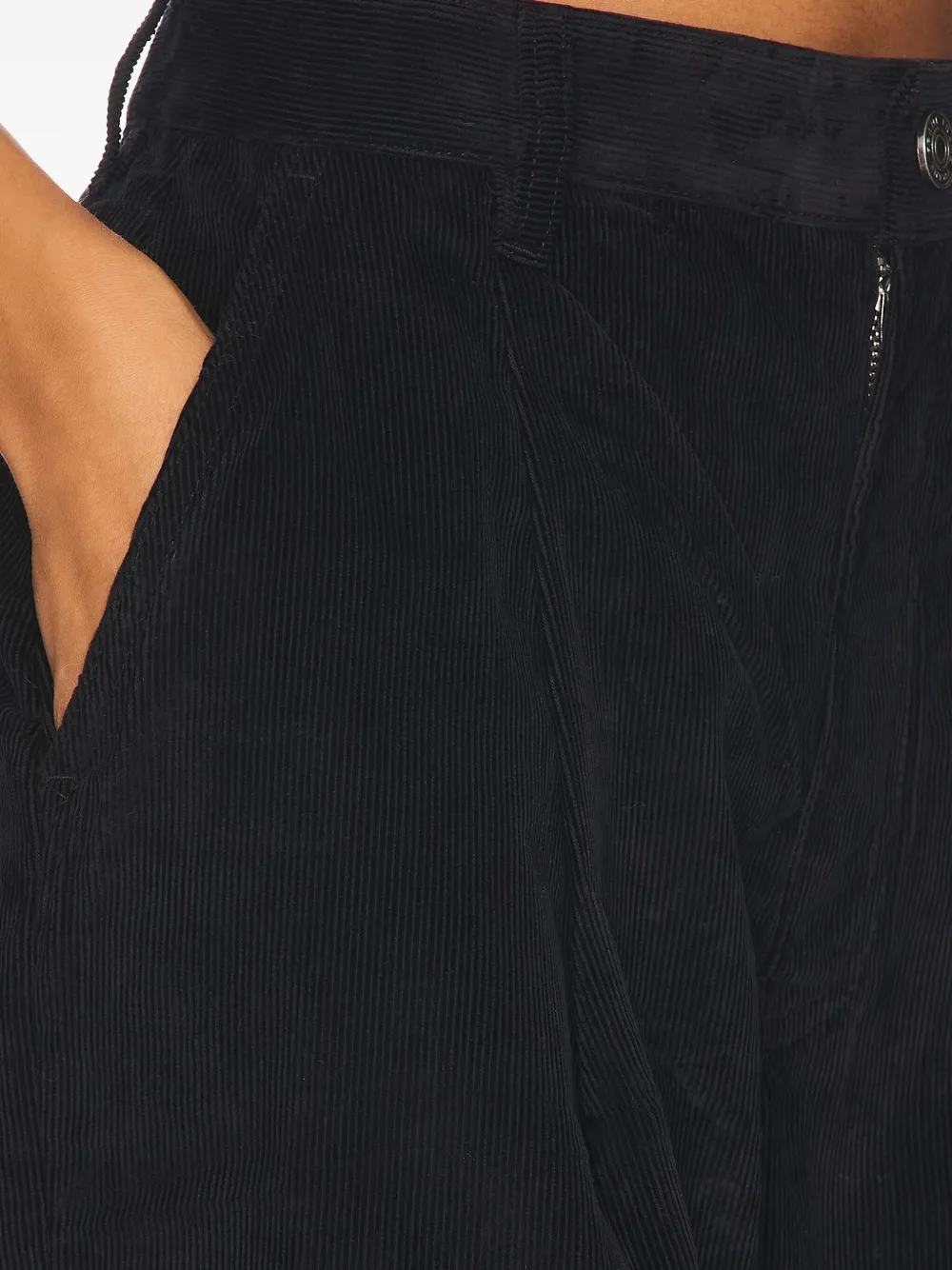 FRAME Ribfluwelen plooibroek Zwart