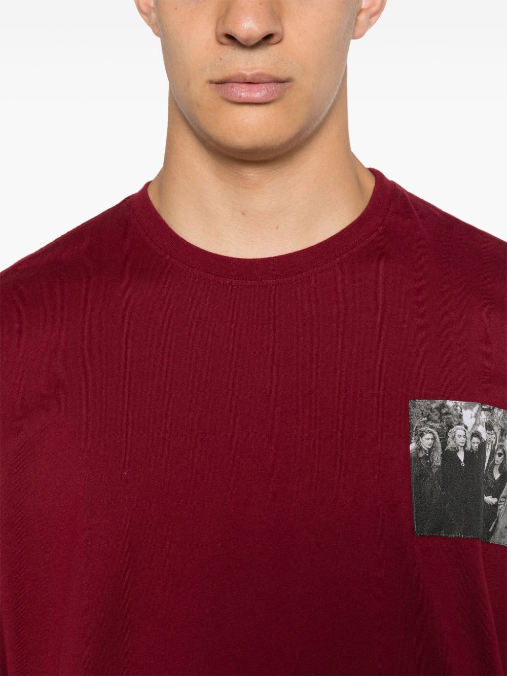 Shop Undercover X Twin Peaks Photograph-print T-shirt In Red