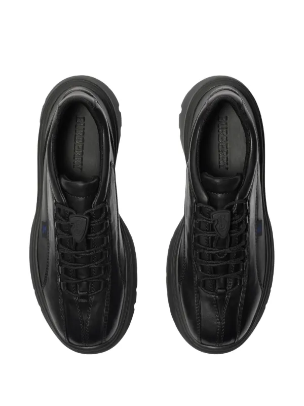 Burberry Scoot スニーカー | ブラック | FARFETCH JP