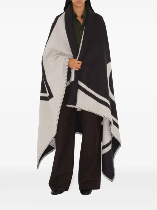 Burberry B Shield Blanket (200cm x 140cm) | Neutrals | FARFETCH ID