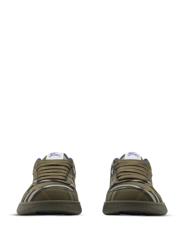 【関税&送料込】Burberry Sneakers Green Burberry Embossed Logo Box Sneakers - Casual Shoes - Save
