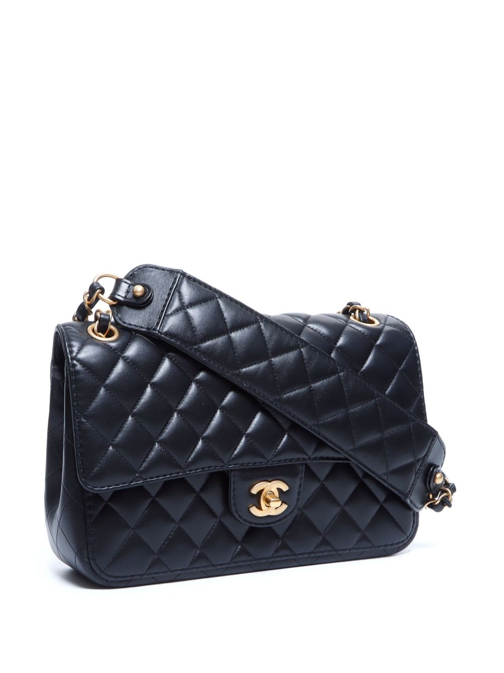 CHANEL 2021 diamond-quilted shoulder bag Women