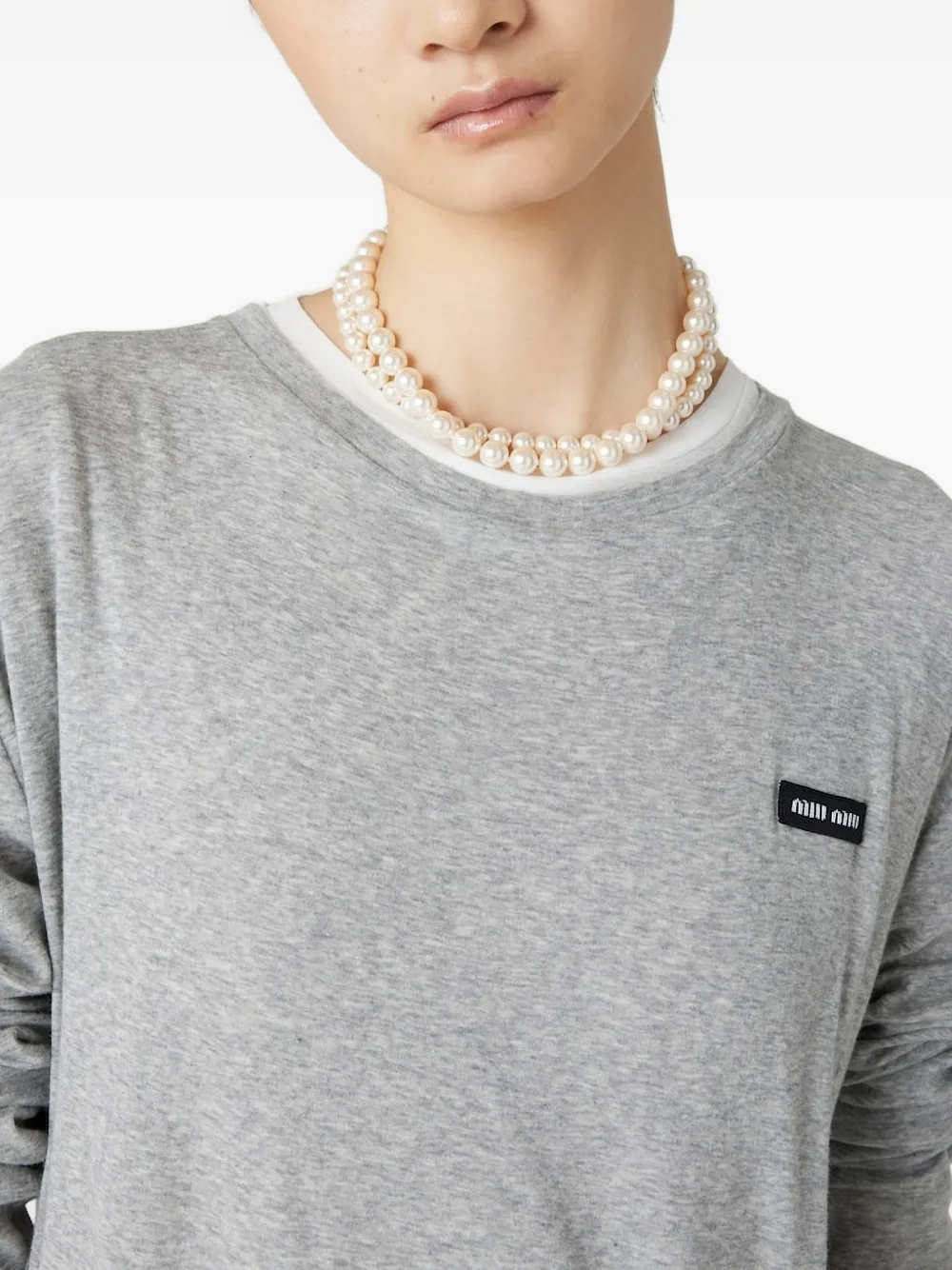 Miu Miu ロゴ Tシャツ | グレー | FARFETCH JP