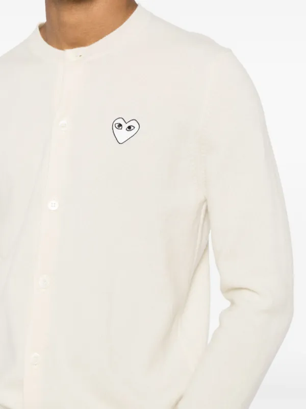 PLAY COMME des GARÇONS アイボリー カーディガン L PLAY COMME des GARÇONS: Round Neck Short Sleeve Cardigan With Red