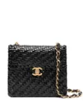 CHANEL Pre-Owned 2001 wicker flap crossbody bag - Black