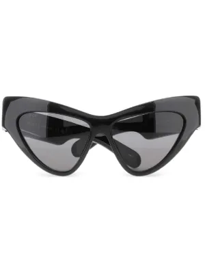 Gucci Eyewear ロゴ サングラス | ブラック | FARFETCH JP