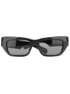 Gucci Eyewear スクエアフレーム サングラス | ブラック | FARFETCH JP