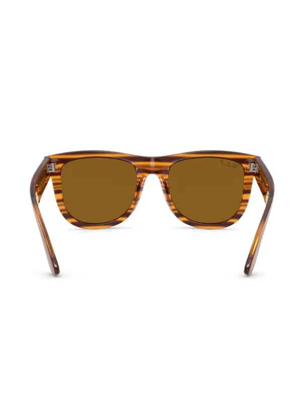 Ray-Ban ウェイファーラー リバース サングラス | ブラウン | FARFETCH JP