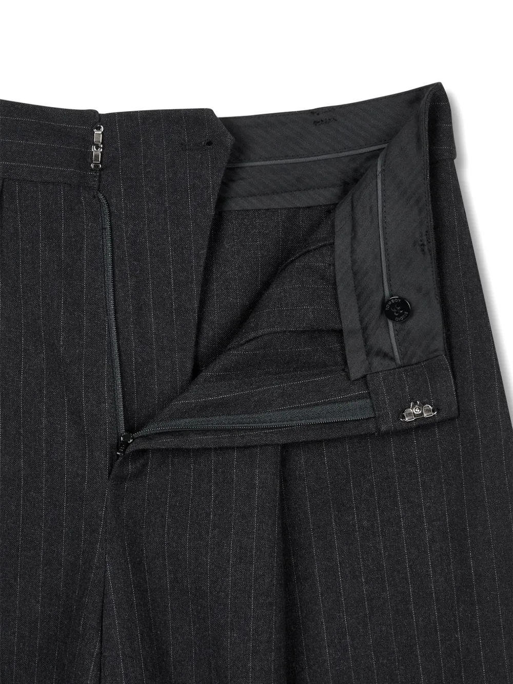STUDIO TOMBOY Formele shorts Zwart