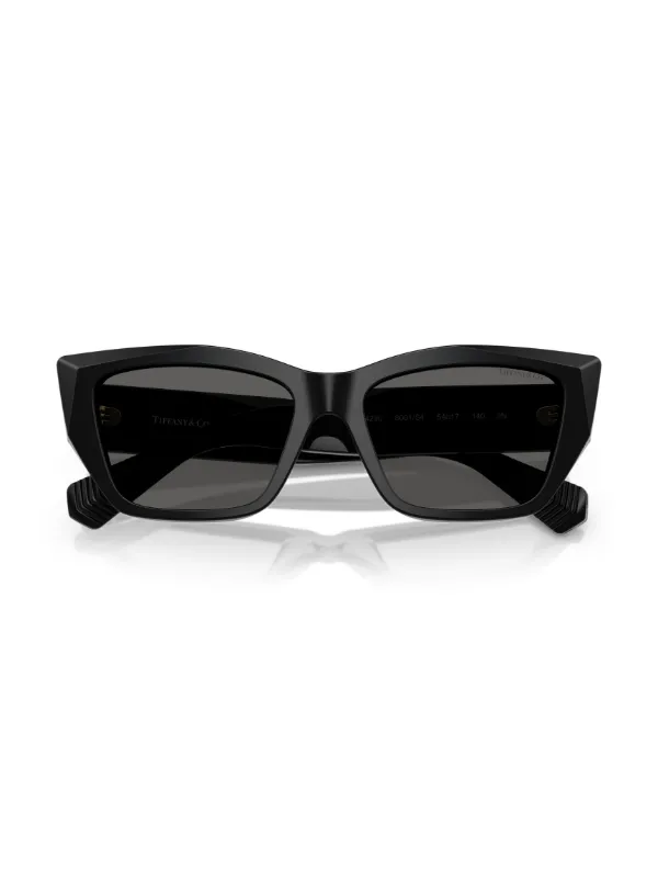 Tiffany & Co. キャットアイサングラス ブラック Tiffany & Co Eyewear cat-eye Sunglasses | Black | FARFETCH
