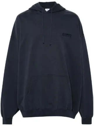 VETEMENTS