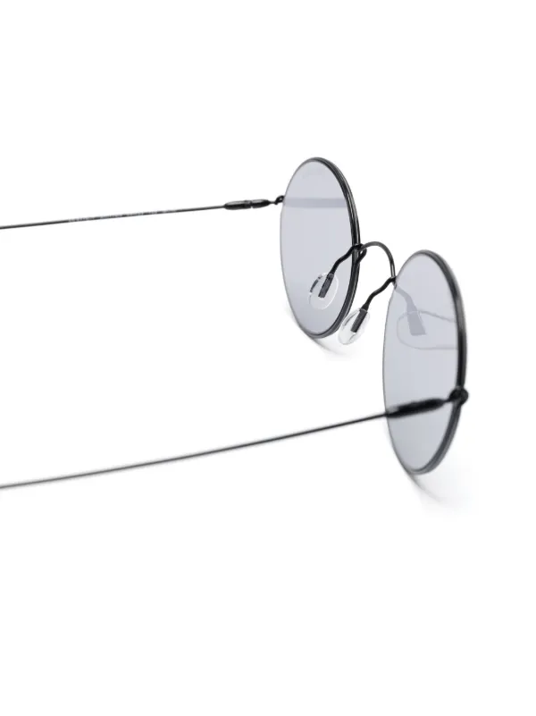 Giorgio Armani ラウンドフレーム サングラス | ブラック | FARFETCH JP 