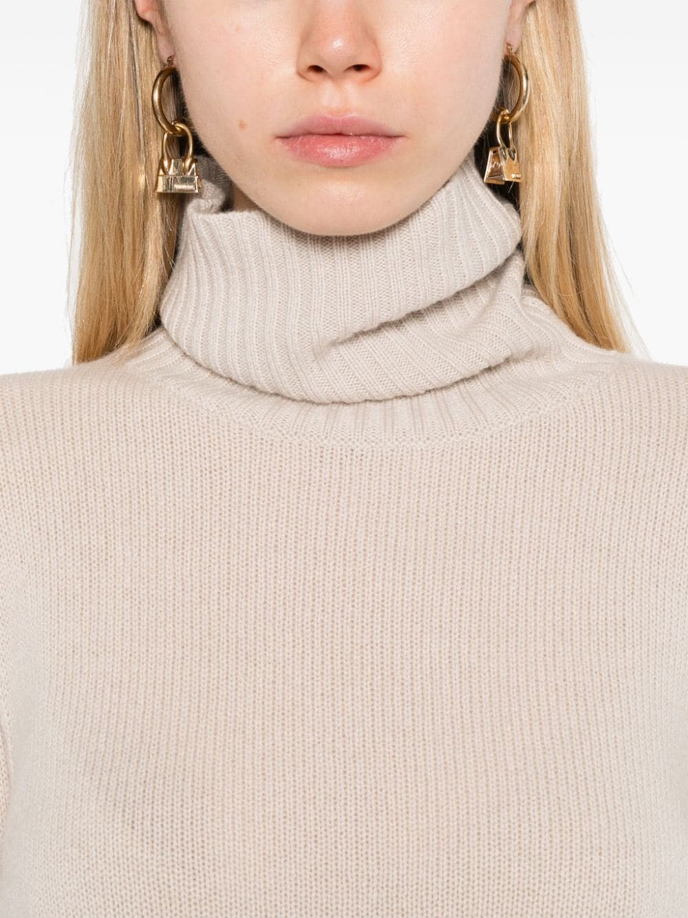 Shop Allude Cashmere Sweater In Neutrals