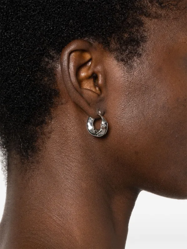 【JILSANDER】DW4 スモールフープピアス★国内発関税込 Jil Sander DW4 フープピアス | シルバートーン | FARFETCH JP