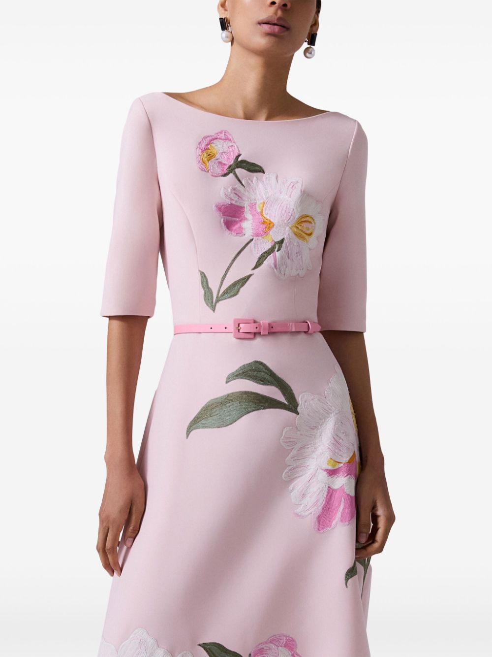 CAROLINA HERRERA FLORAL-EMBROIDERED BOAT-NECK MAXI DRESS 