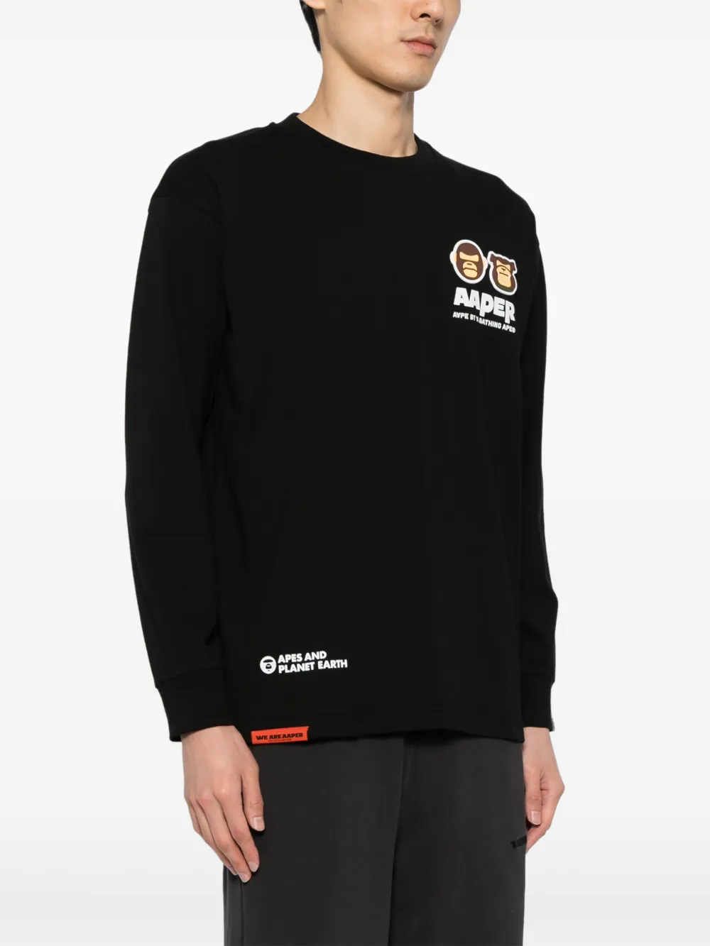 Aape By A Bathing Ape Logo-patch Long-sleeved T-shirt In 黑色