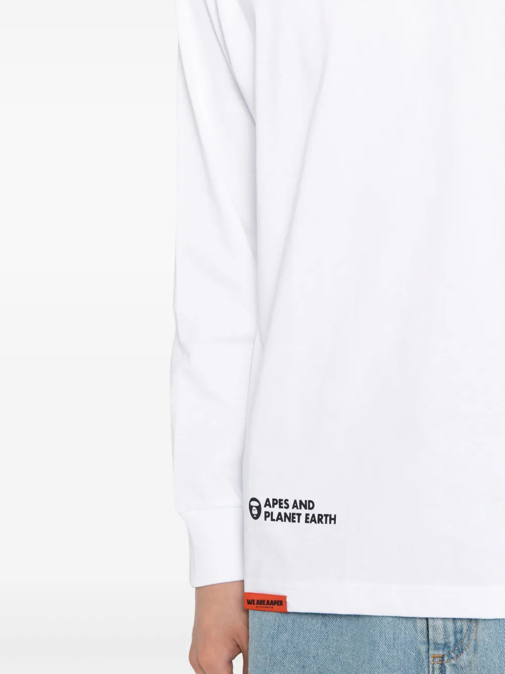 Aape By A Bathing Ape Moonface Patch Long-sleeve Tee In 白色