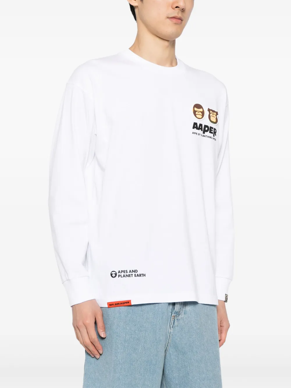 Aape By A Bathing Ape Moonface Patch Long-sleeve Tee In 白色