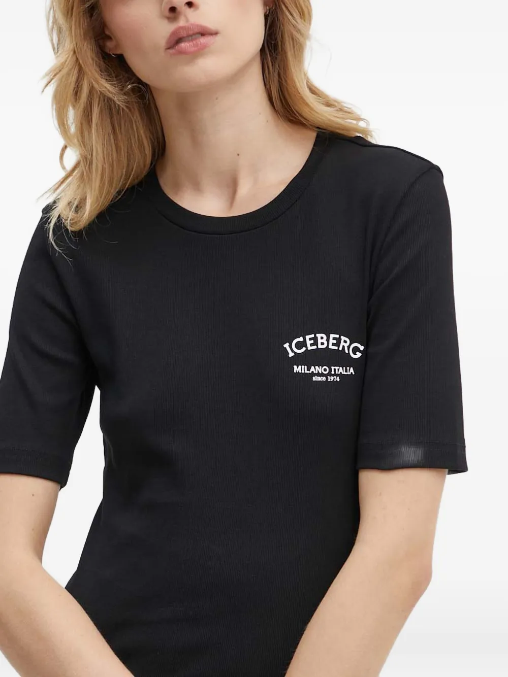 Iceberg T-shirt met logodetail Zwart