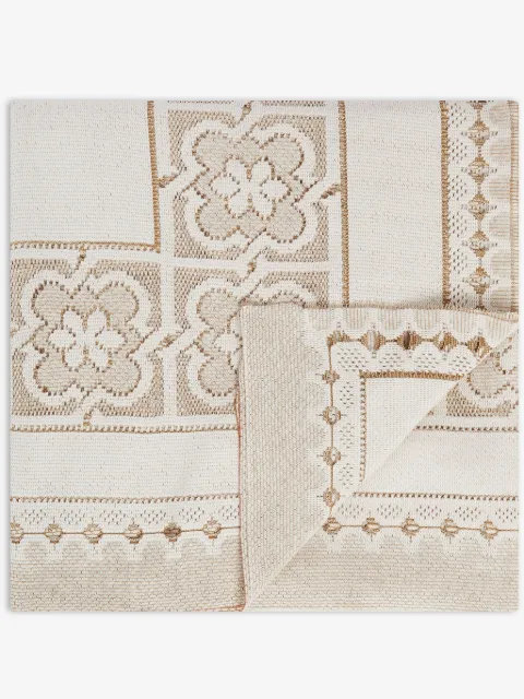 La DoubleJ large lacey tablecloth (180cm x 350cm)