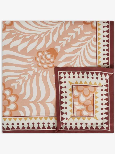La DoubleJ medium Tudor tablecloth