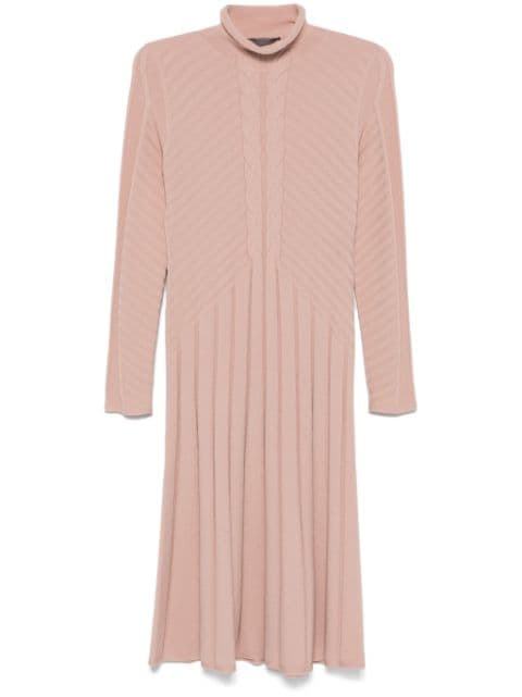 D.Exterior cable knit detail dress