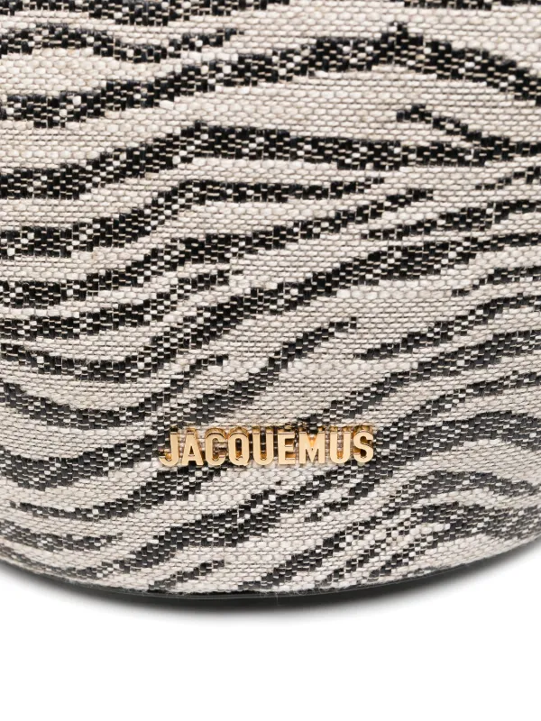トートバッグ JACQUEMUS SS25 LE BAMBOLA MOYEN (251BA4123000 810) 29528112_58638018_600.jpg