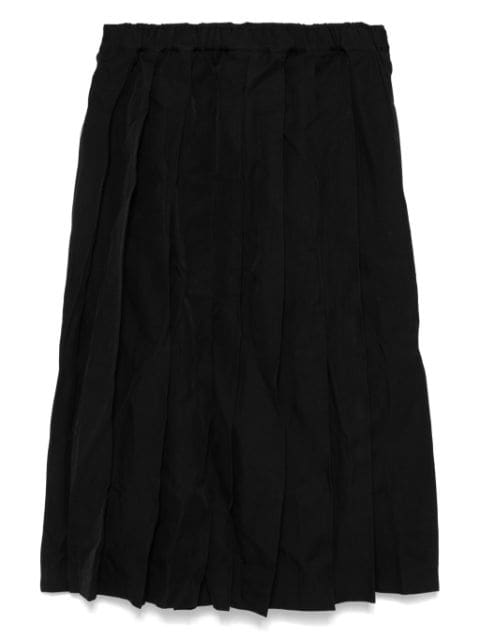 pleated skirt 