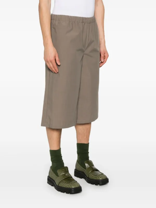 【関税込み】Rier グレー フリース ショートパンツ Rier ワックス ショートパンツ | グレー | FARFETCH JP