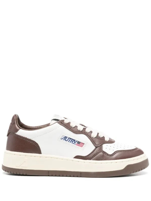 【送料関税込み】AUTRY スニーカー Medalist sneakers Autry Medalist スニーカー | ブラウン | FARFETCH JP