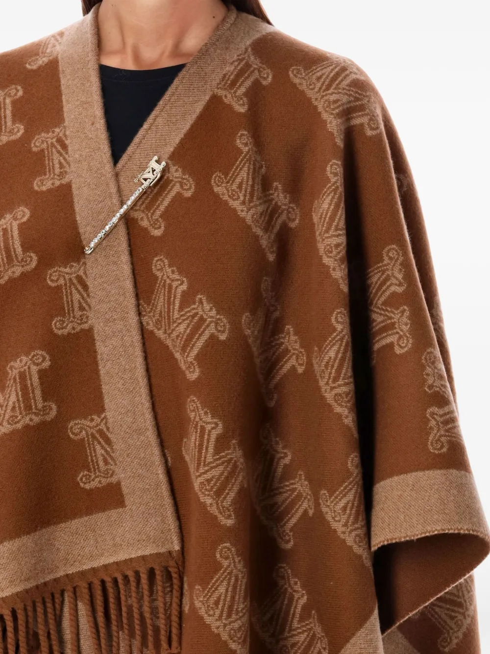 Max Mara Poncho met monogram en franje Bruin