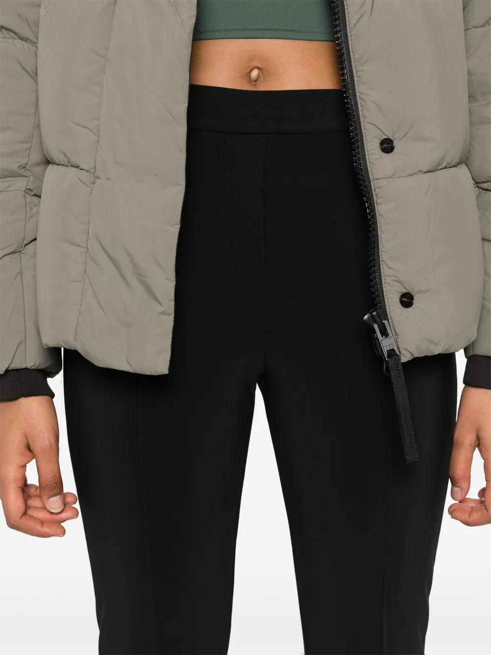 Chiara Boni La Petite Robe Nuccia Crop Pants In Schwarz