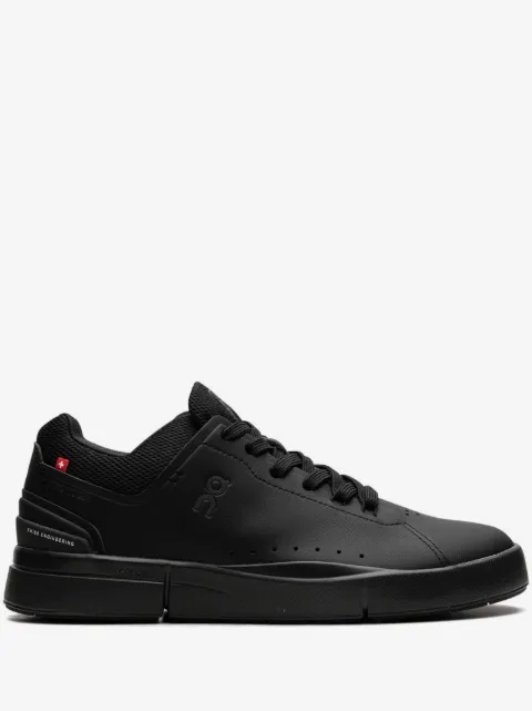 On On The Roger Advantage "Black" sneakers