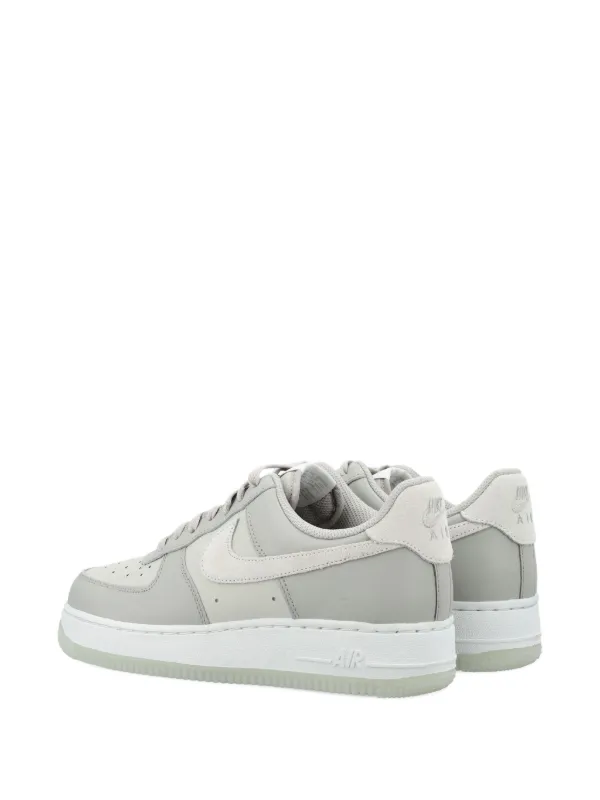 air force ones trainers